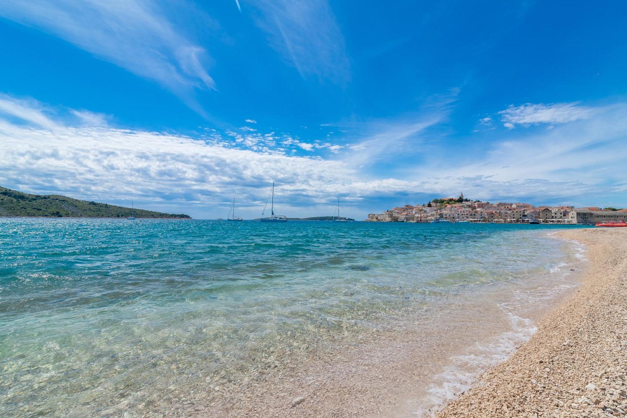 Beachfront Apartments Villa Sisa Primošten المظهر الخارجي الصورة