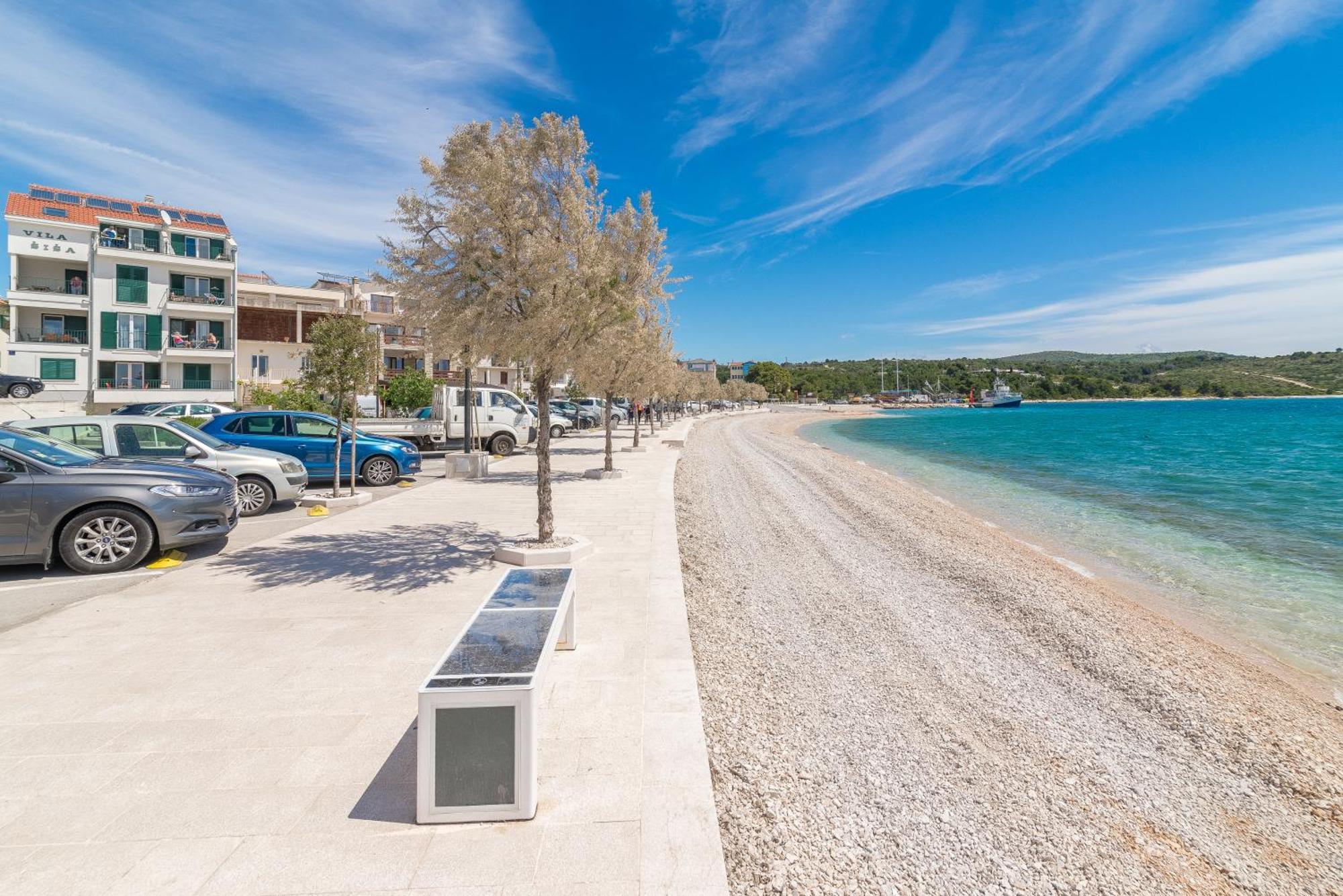 Primošten Beachfront Apartments Villa Sisa المظهر الخارجي الصورة